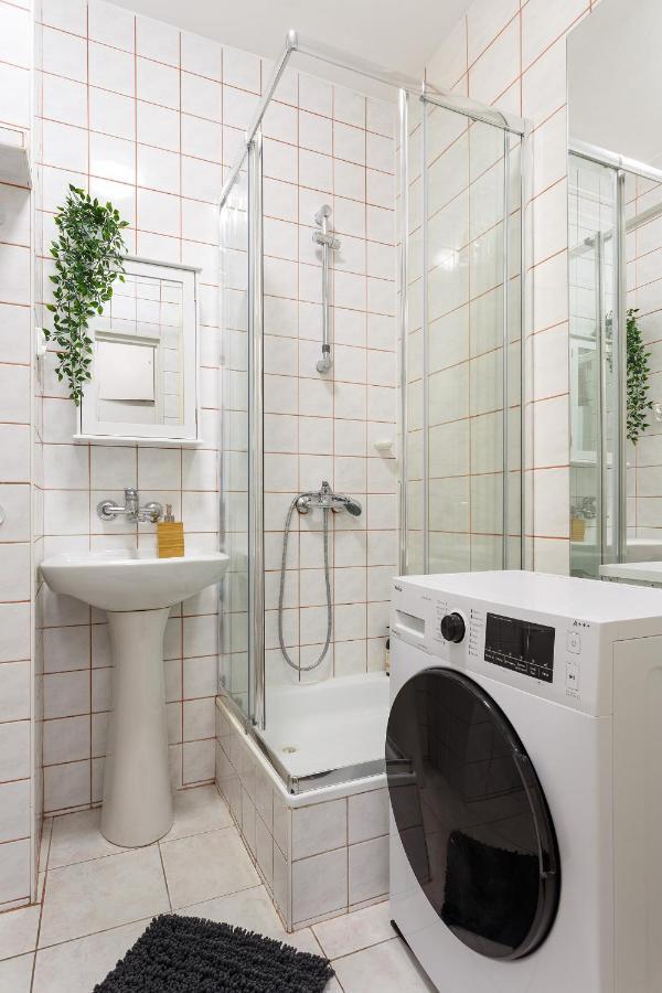 Apartament Old Town - Swietojanska กดัญสก์ ภายนอก รูปภาพ